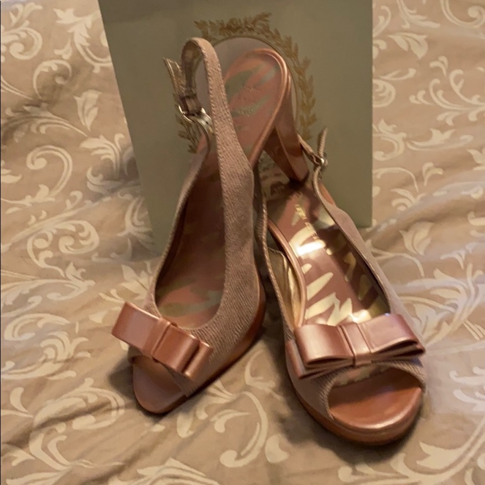 Anne Klein Europa Pink Heels Sz 7M